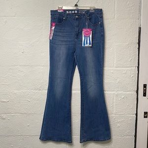 ✨NWT✨Plus Size Curvy Hippie Jeans